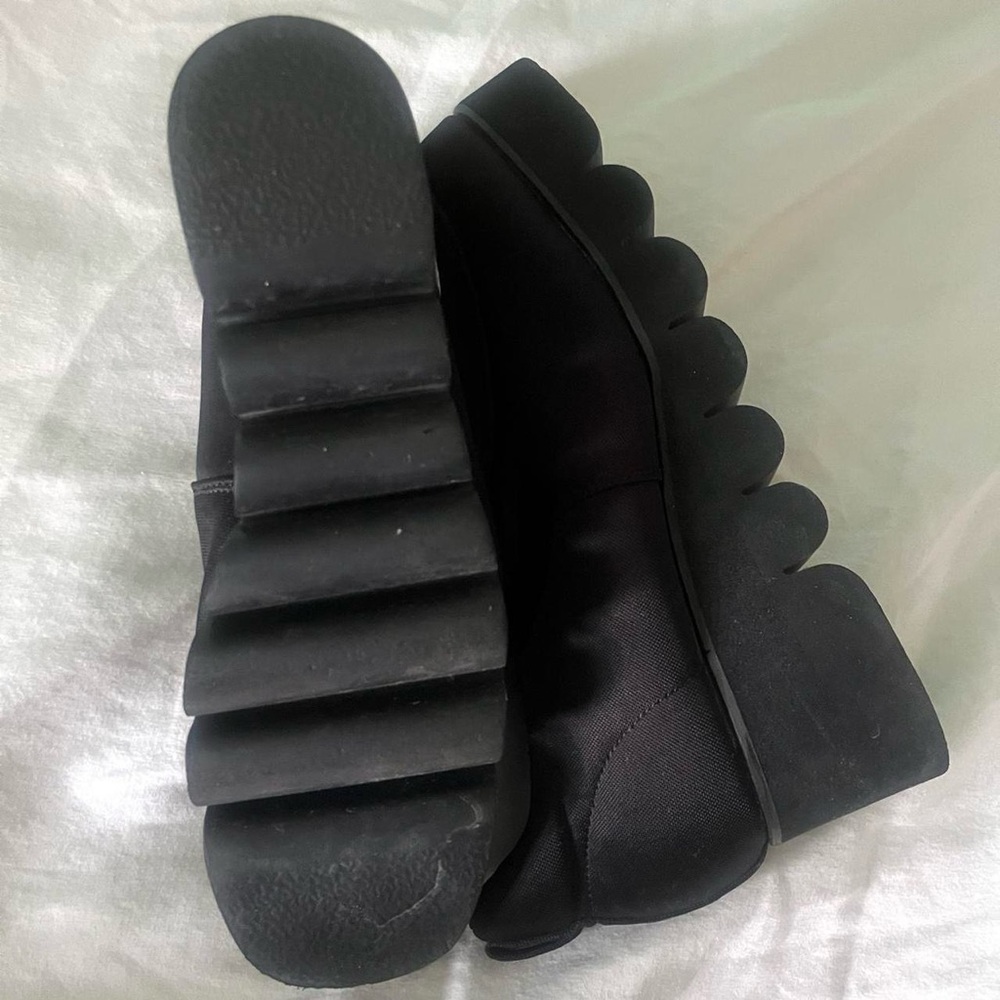 Cool and weird futuristic chunky slip on black wedge platform heels - Picture 11 of 11